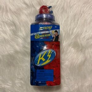 Kaos 450 Water Balloons in Red and Blue plus two balloon fillers